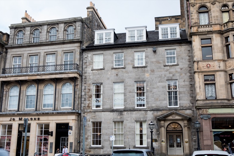 Quality Serviced Office Spaces in Edinburgh - Strathmore - George Street